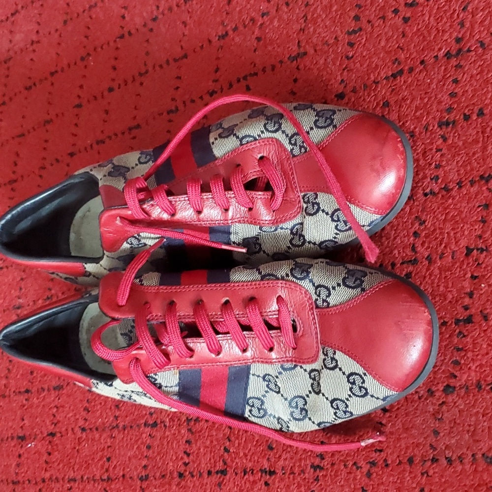 Vintage gucci sneakers